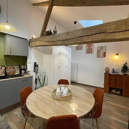 בית נופש 2 Pers Au Coeur Du Bocage Vendeen, Proche Puy Du Fou - Fr-1-426-585 *